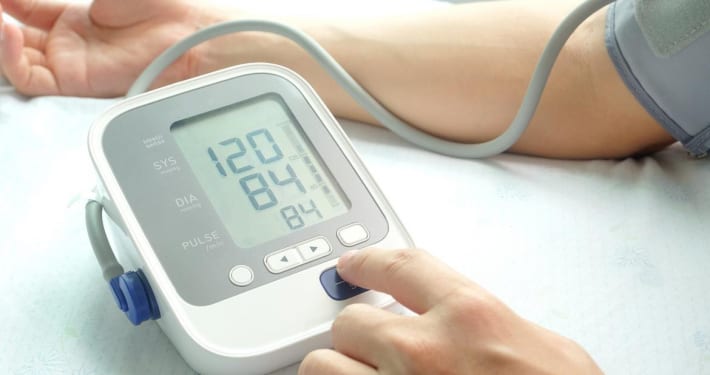 VHF-Risiko bei älteren Menschen – welche Rolle spielt der Blutdruck?